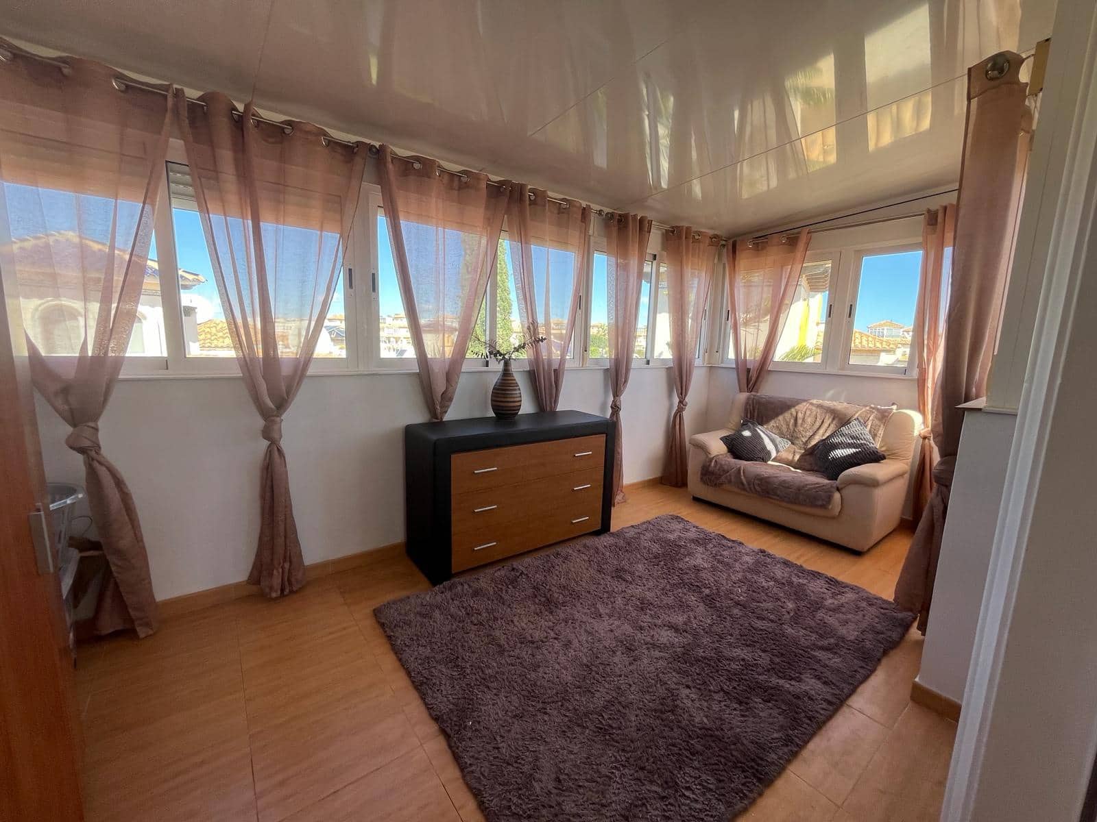 Chalet de 4 habitaciones en Playa Flamenca en venta con piscina garaje - 399.999 € (Ref: 9722254)