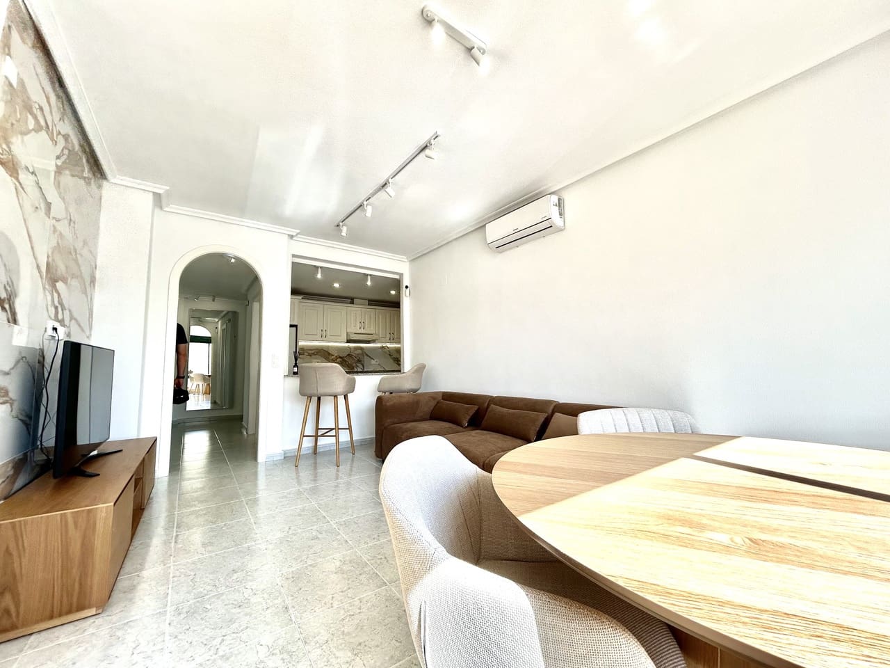 2 Zimmer Apartment zu verkaufen in Campoamor mit Pool - 249.000 € (Ref: 9722279)