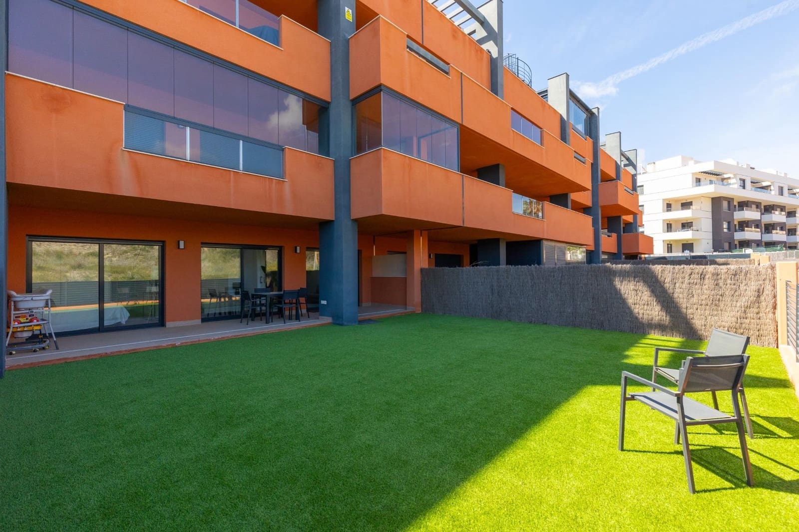 2 slaapkamer Appartement te koop in Orihuela Costa met zwembad garage - € 259.000 (Ref: 9722282)