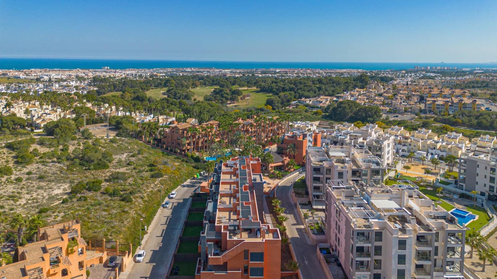 2 slaapkamer Appartement te koop in Orihuela Costa met zwembad garage - € 259.000 (Ref: 9722282)