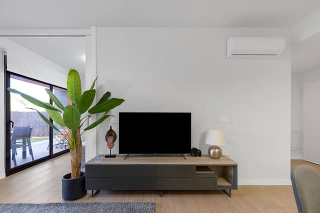 2 makuuhuone Huoneisto myytävänä paikassa Villamartín - Las Filipinas, Orihuela mukana uima-altaan 
autotalli - 259 000 € (Ref: 9722282)