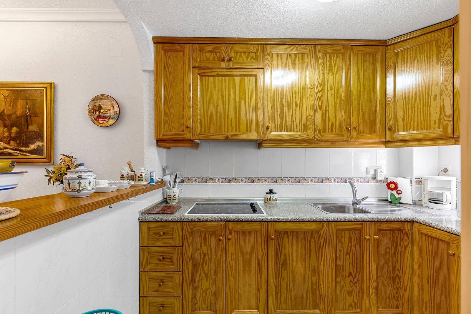 Bungalow de 2 habitaciones en Torrevieja en venta con piscina - 255.000 € (Ref: 9722284)