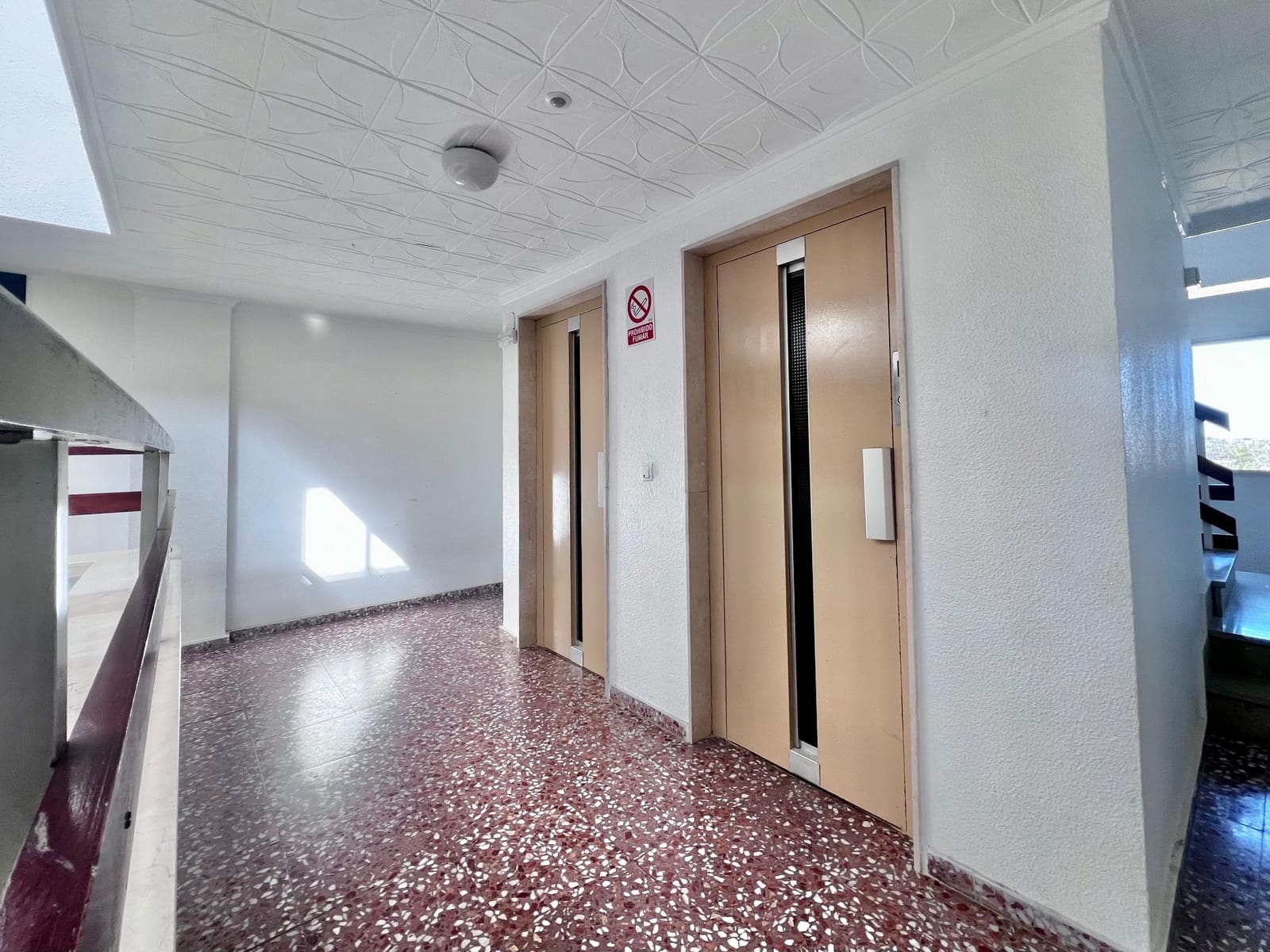 3 soveværelse Lejlighed til salg i Torrevieja med swimmingpool - € 299.000 (Ref: 9722310)