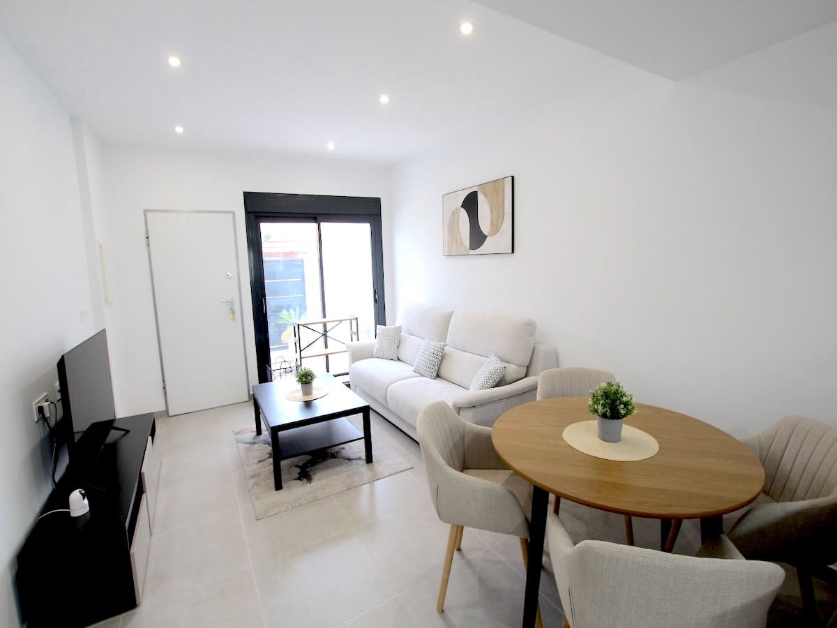 3 soverom Villa til salgs i Pilar de la Horadada med svømmebasseng - € 345 000 (Ref: 9722315)