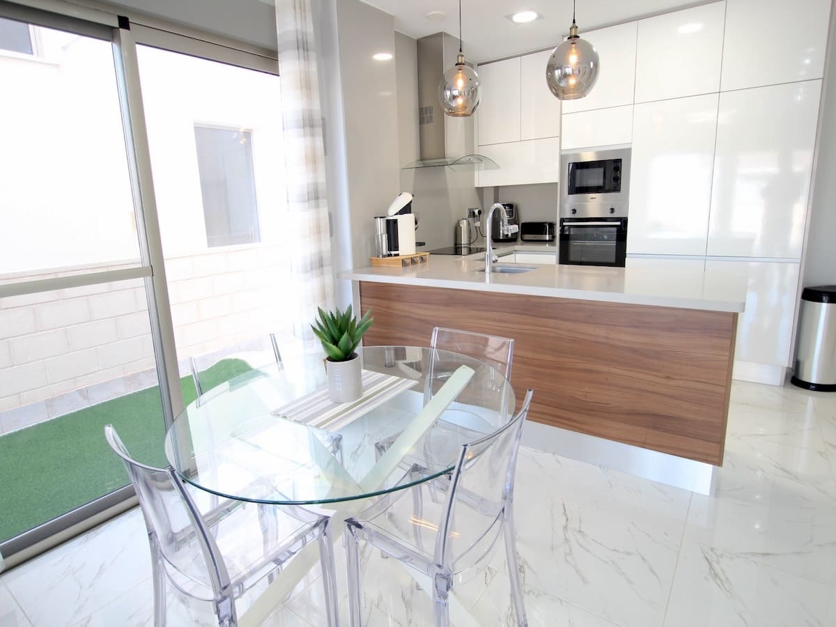 3 bedroom Villa for sale in Villamartin with pool - € 375,000 (Ref: 9722318)