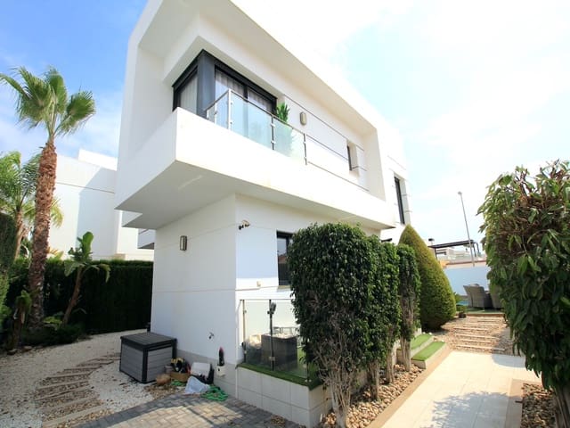 4 Zimmer Villa zu verkaufen in Doña Pepa, Rojales mit Pool - 549.000 € (Ref: 9722320)