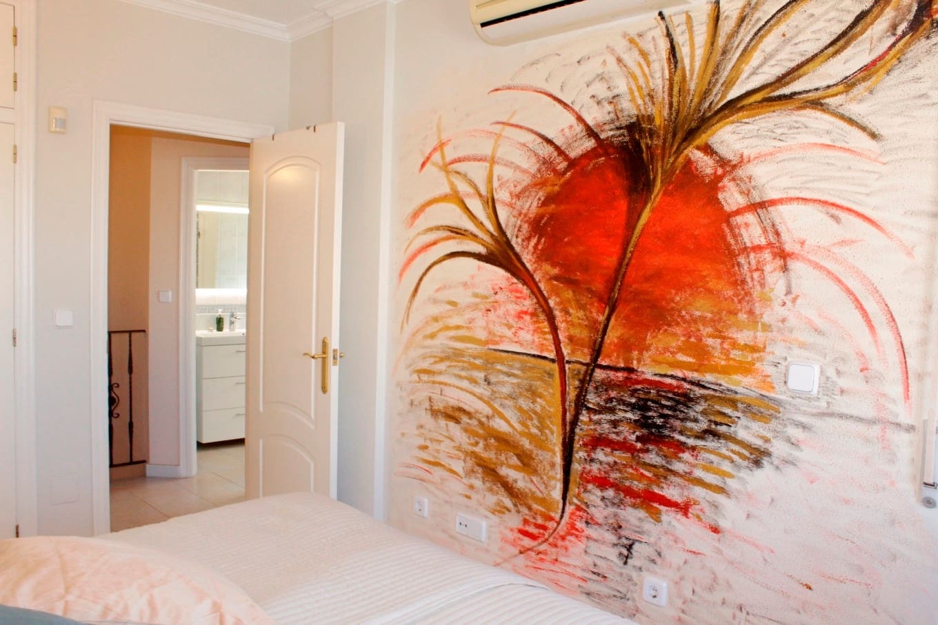 Chalet de 3 habitaciones en Villamartin en venta con piscina garaje - 239.000 € (Ref: 9722324)