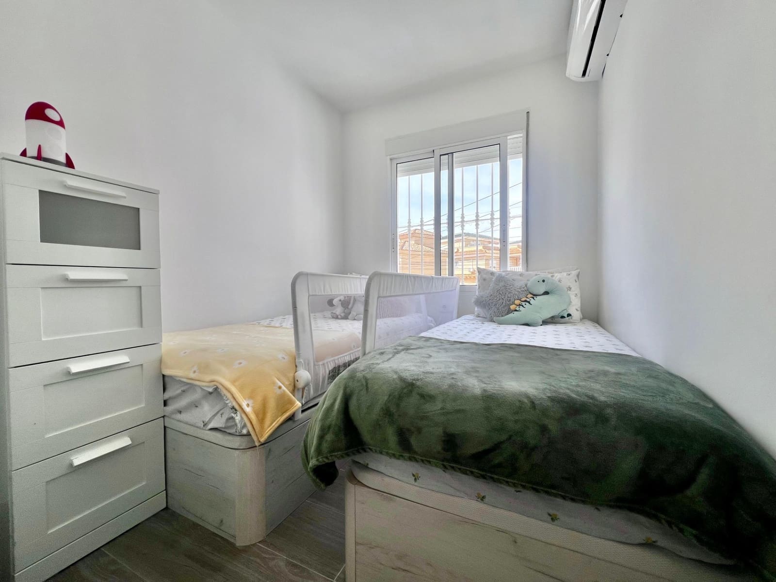 5 quarto Moradia para venda em San Miguel de Salinas com piscina - 459 000 € (Ref: 9722333)