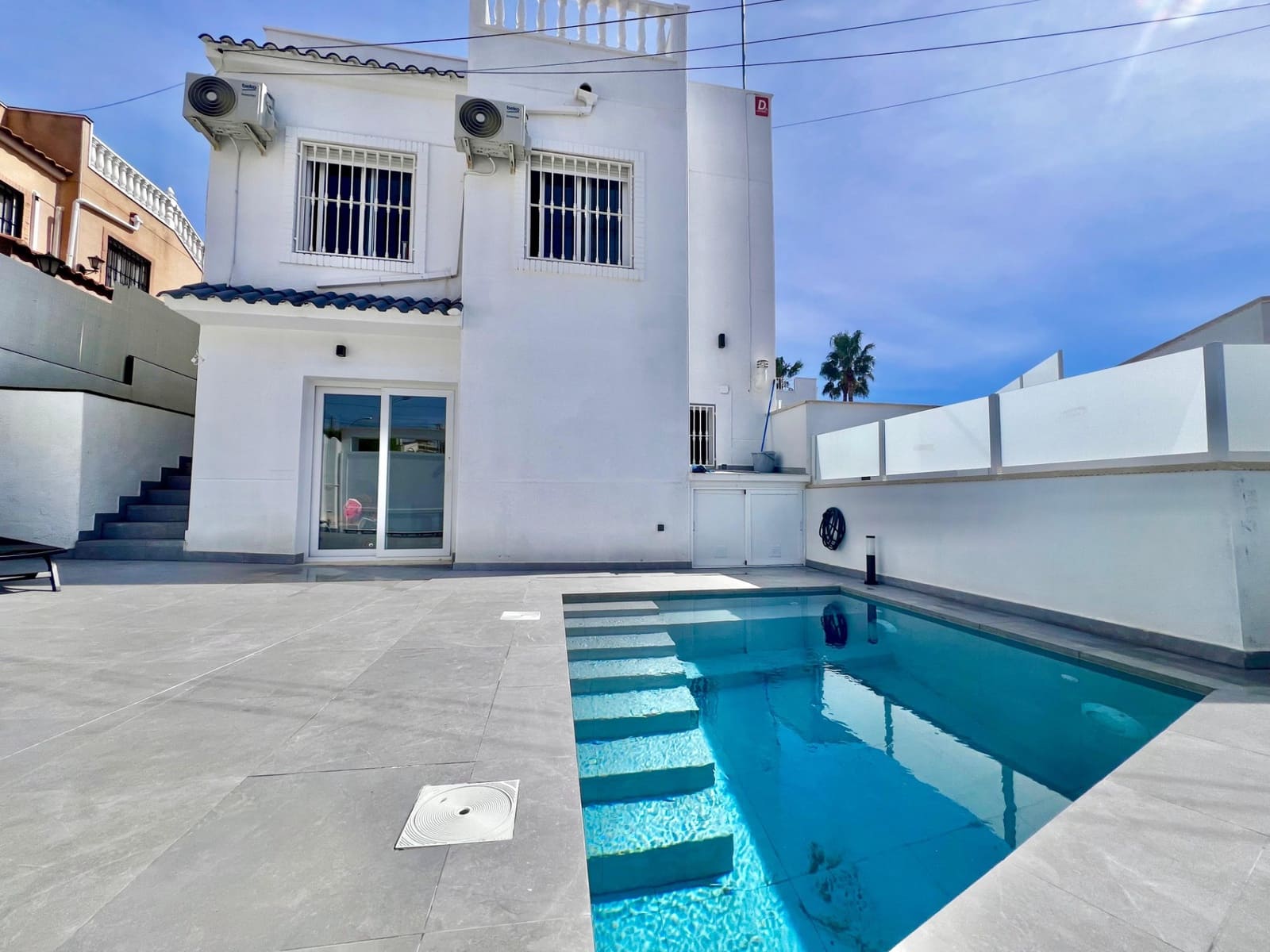 5 quarto Moradia para venda em San Miguel de Salinas com piscina - 459 000 € (Ref: 9722333)