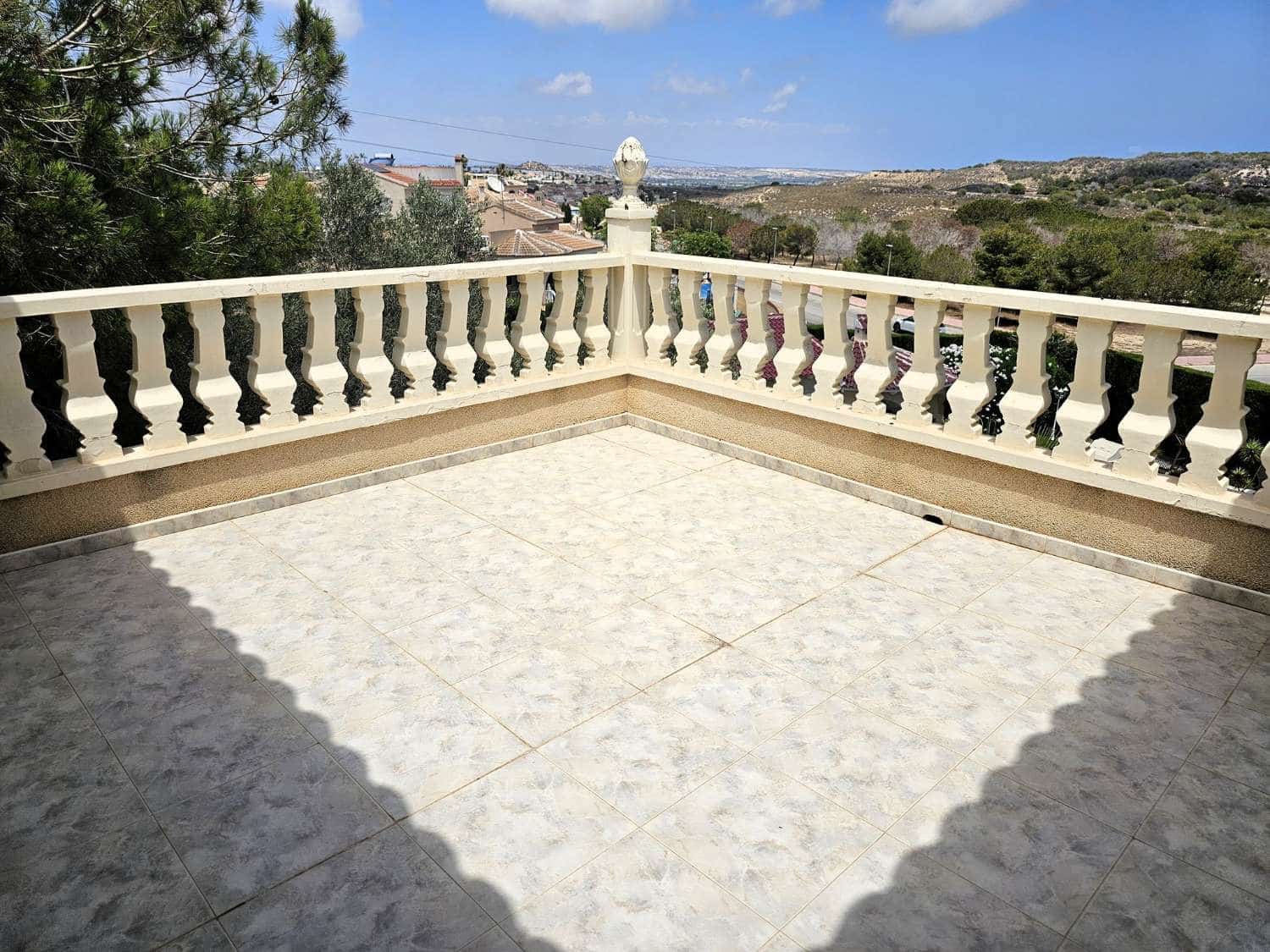 6 soveværelse Villa til salg i Ciudad Quesada med swimmingpool garage - € 995.000 (Ref: 9722337)