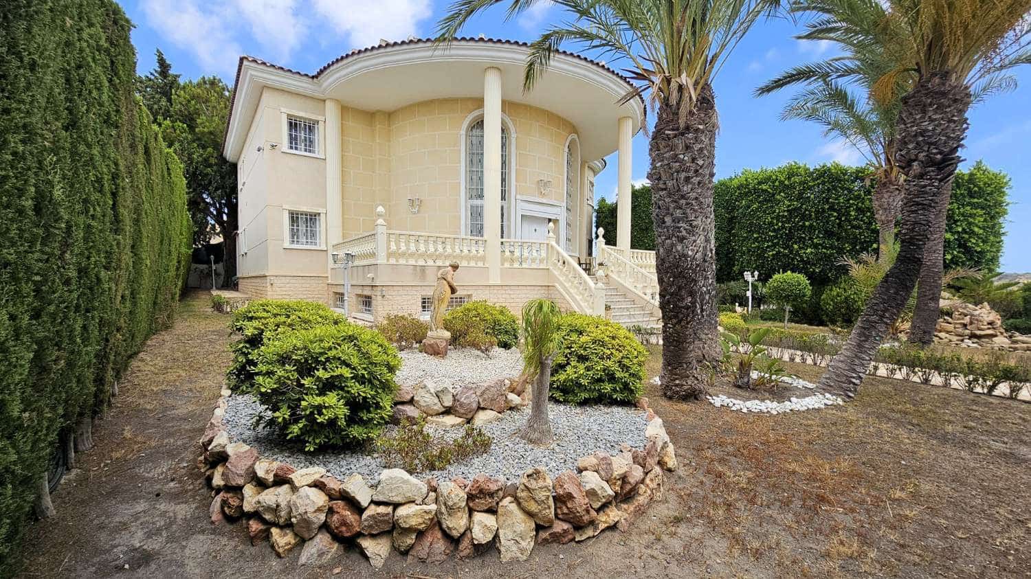 6 soveværelse Villa til salg i Ciudad Quesada med swimmingpool garage - € 995.000 (Ref: 9722337)