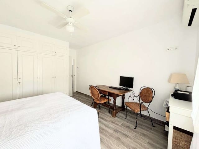 3 bedroom Villa for sale in Punta Prima, Orihuela with pool garage - € 695,000 (Ref: 9722339)