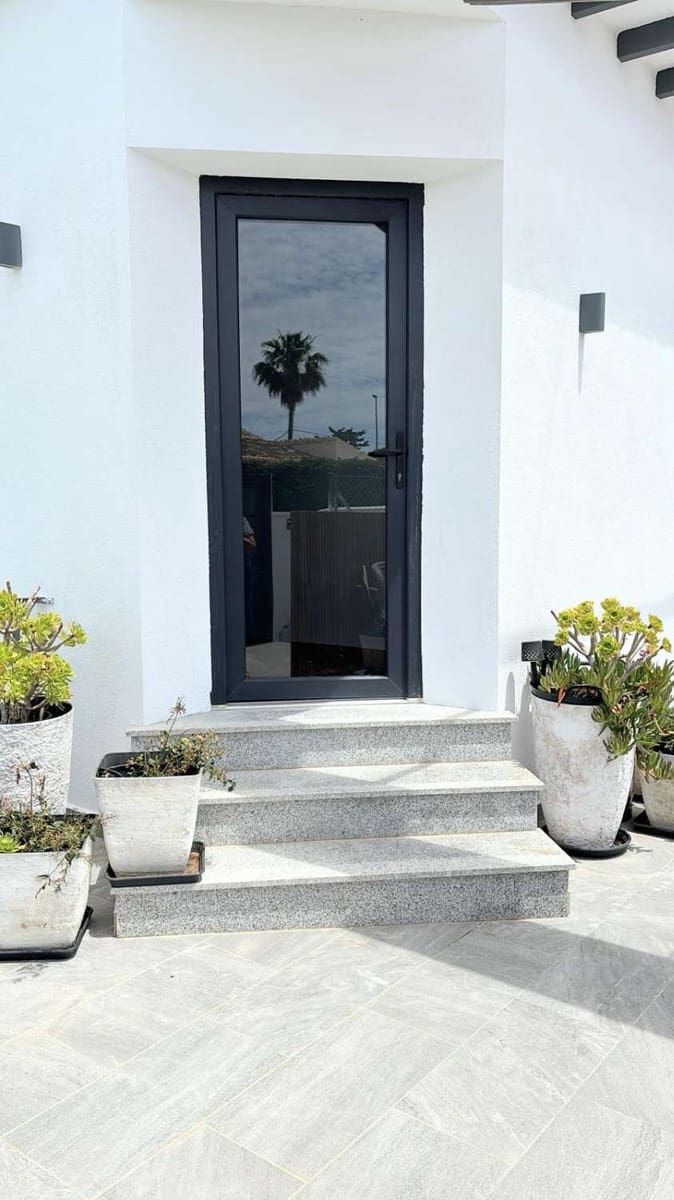 3 bedroom Villa for sale in Orihuela with pool garage - € 695,000 (Ref: 9722339)