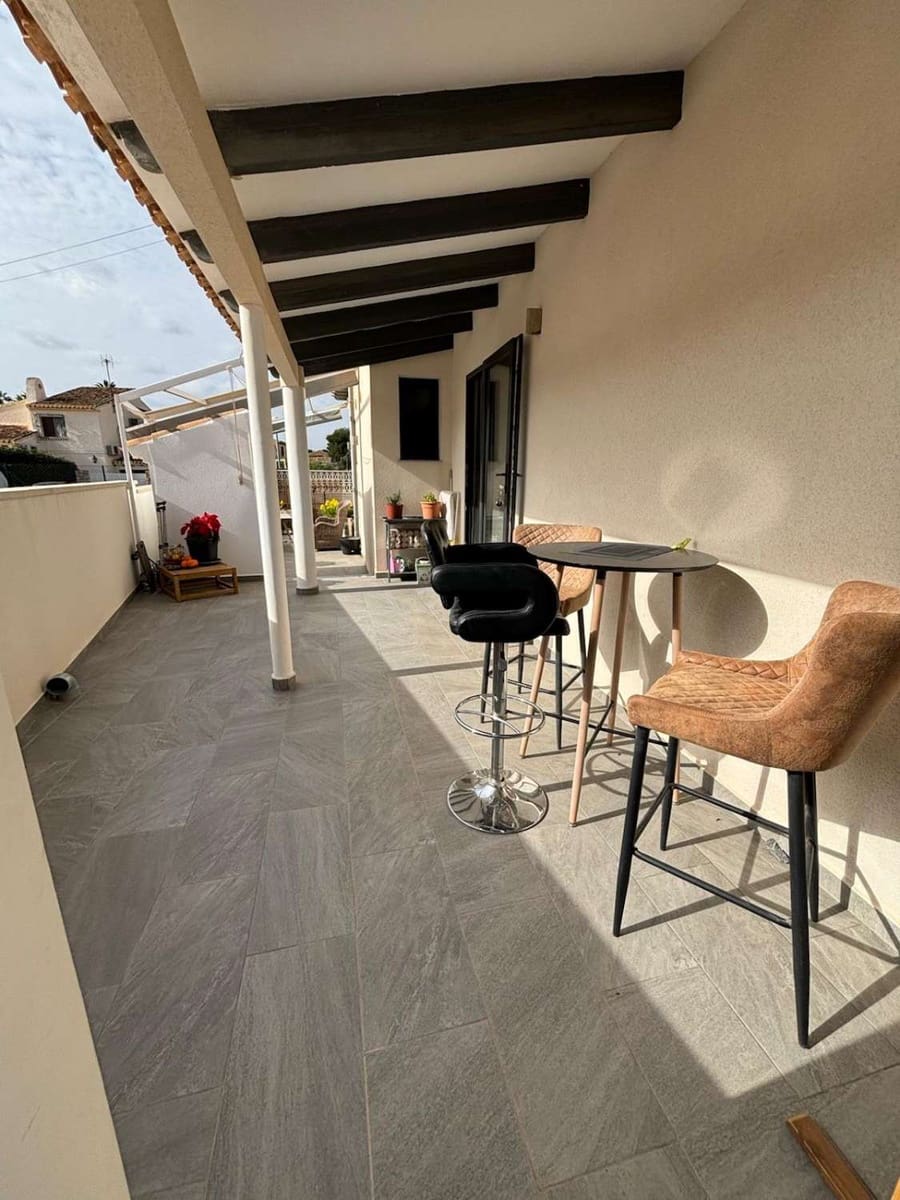 3 bedroom Villa for sale in Orihuela with pool garage - € 695,000 (Ref: 9722339)