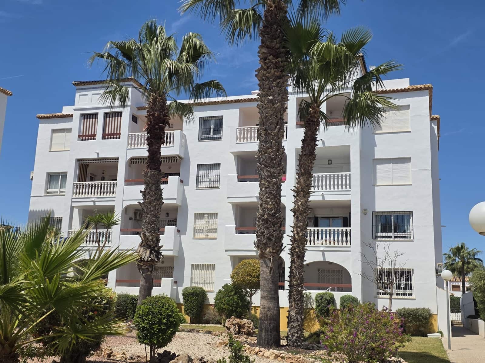 2 Zimmer Apartment zu verkaufen in Villamartin mit Pool Garage - 229.900 € (Ref: 9722345)