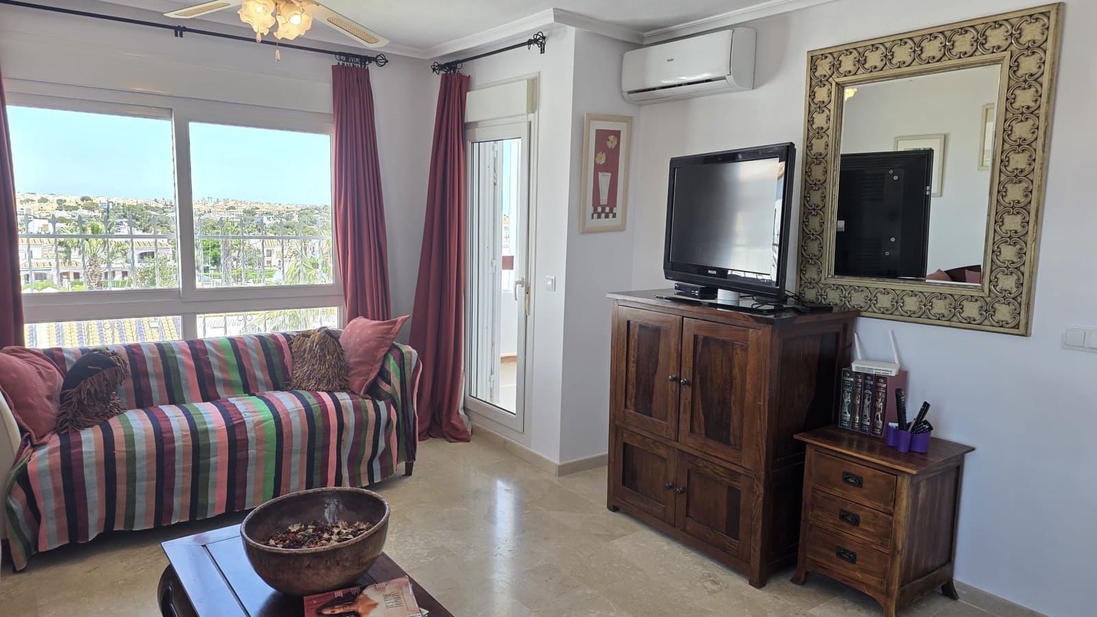 2 Zimmer Apartment zu verkaufen in Villamartin mit Pool Garage - 229.900 € (Ref: 9722345)