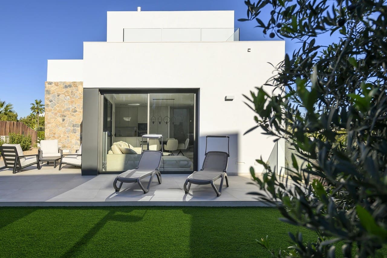 3 bedroom Villa for sale in Las Colinas Golf with pool garage - € 1,030,000 (Ref: 9722346)