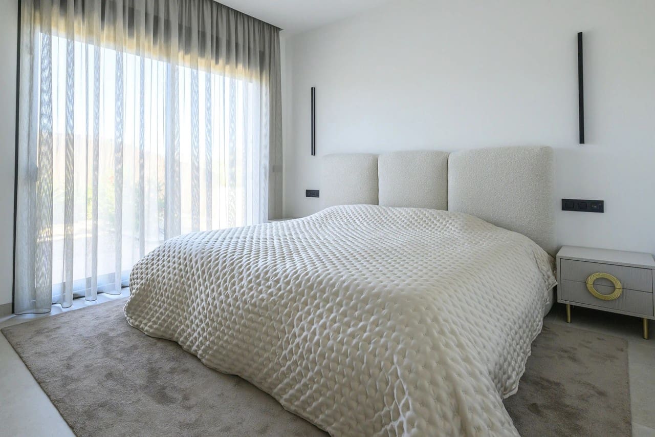 3 bedroom Villa for sale in Las Colinas Golf with pool garage - € 1,030,000 (Ref: 9722346)