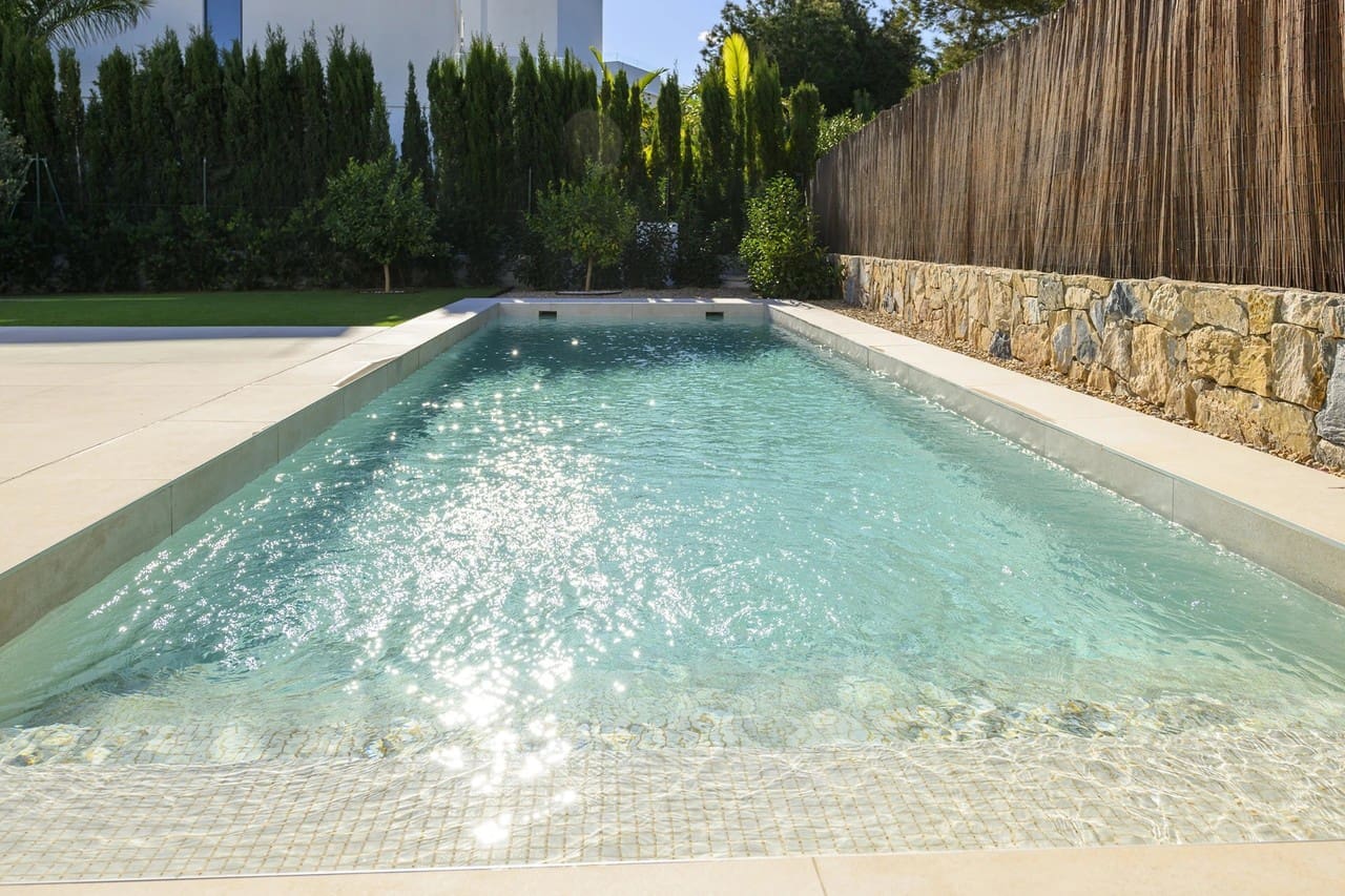 3 bedroom Villa for sale in Las Colinas Golf with pool garage - € 1,030,000 (Ref: 9722346)