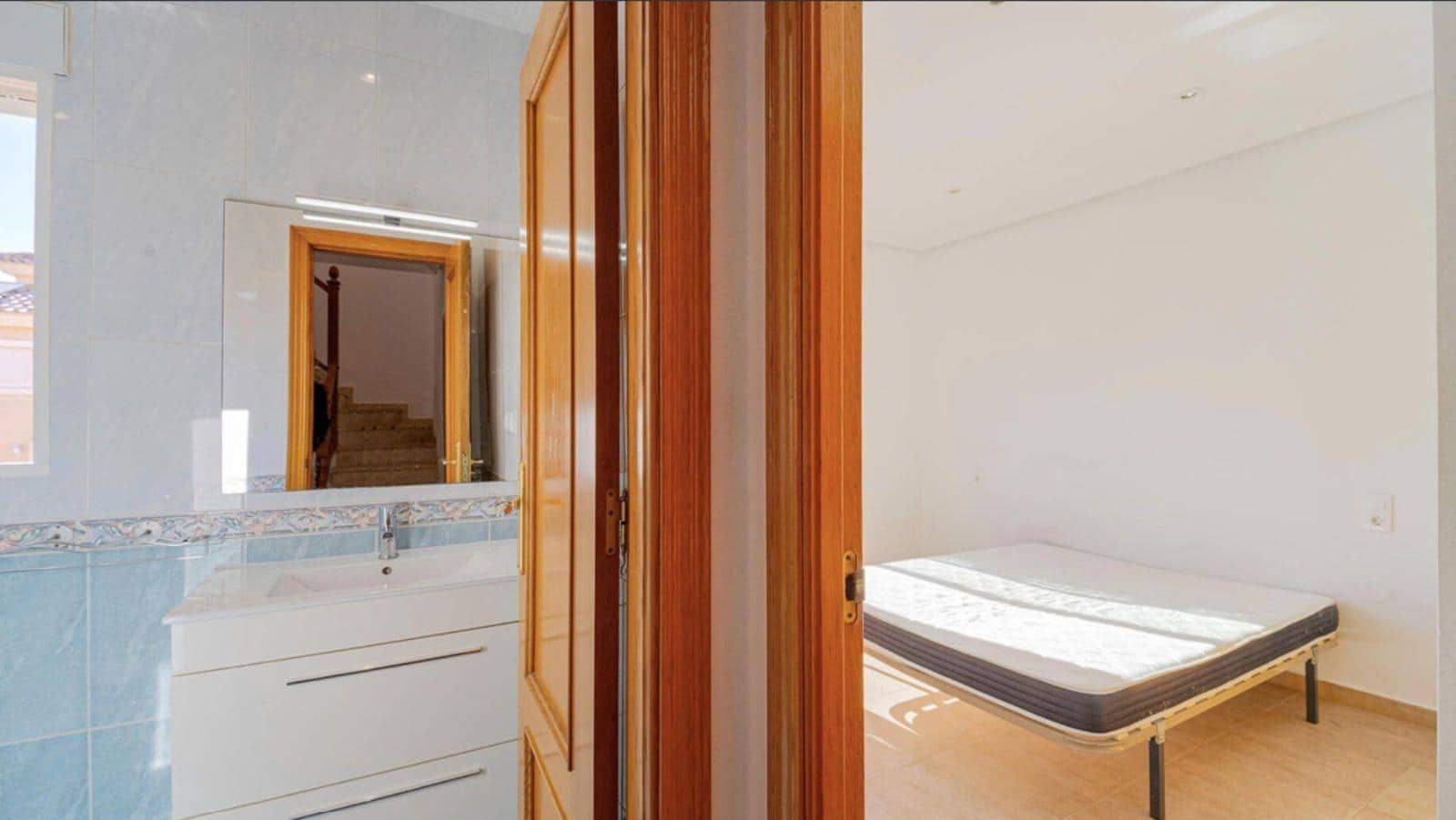 2 slaapkamer Huis te koop in Orihuela Costa met zwembad - € 199.000 (Ref: 9722358)