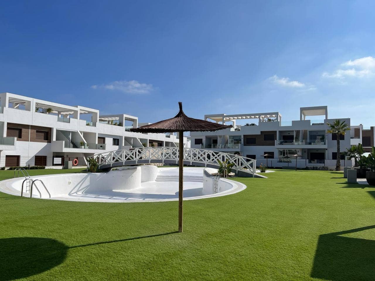 3 Zimmer Villa zu verkaufen in Los Balcones mit Pool - 489.000 € (Ref: 9722380)