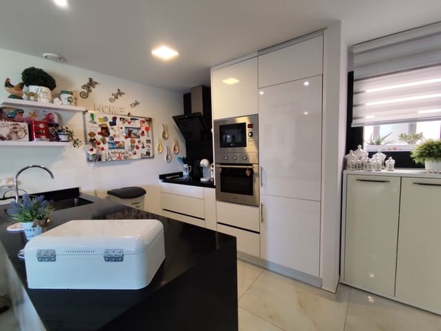 2 sovrum Lägenhet till salu i La Florida, Orihuela med pool - 246 000 € (Ref: 9722415)