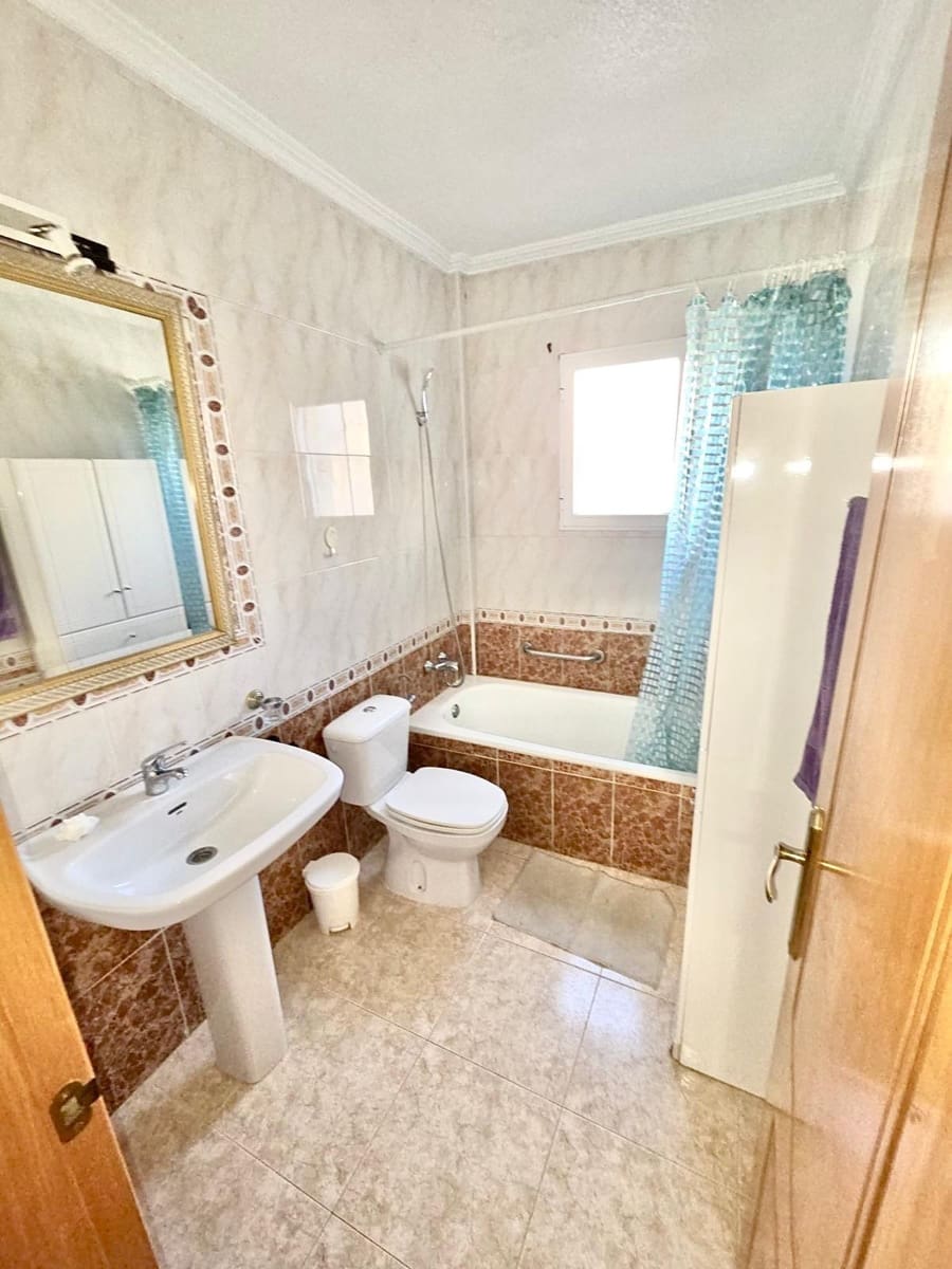 3 slaapkamer Huis te koop in Orihuela Costa met garage - € 235.000 (Ref: 9722427)