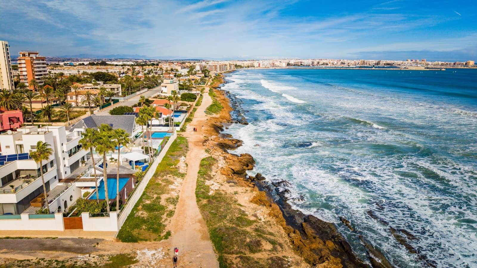 4 bedroom Villa for sale in Torrevieja with garage - € 1,100,000 (Ref: 9722428)