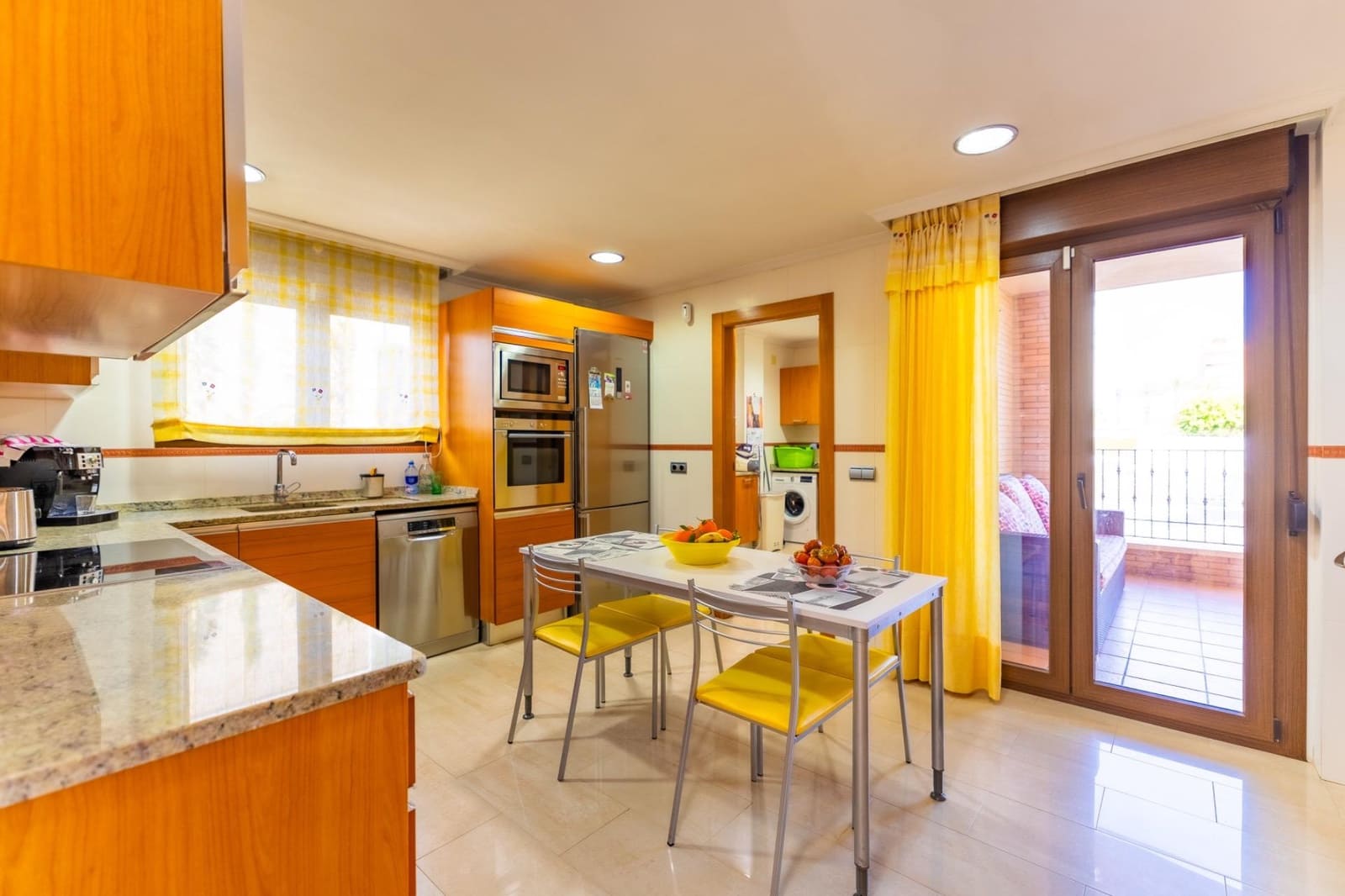 4 bedroom Villa for sale in Torrevieja with garage - € 1,100,000 (Ref: 9722428)