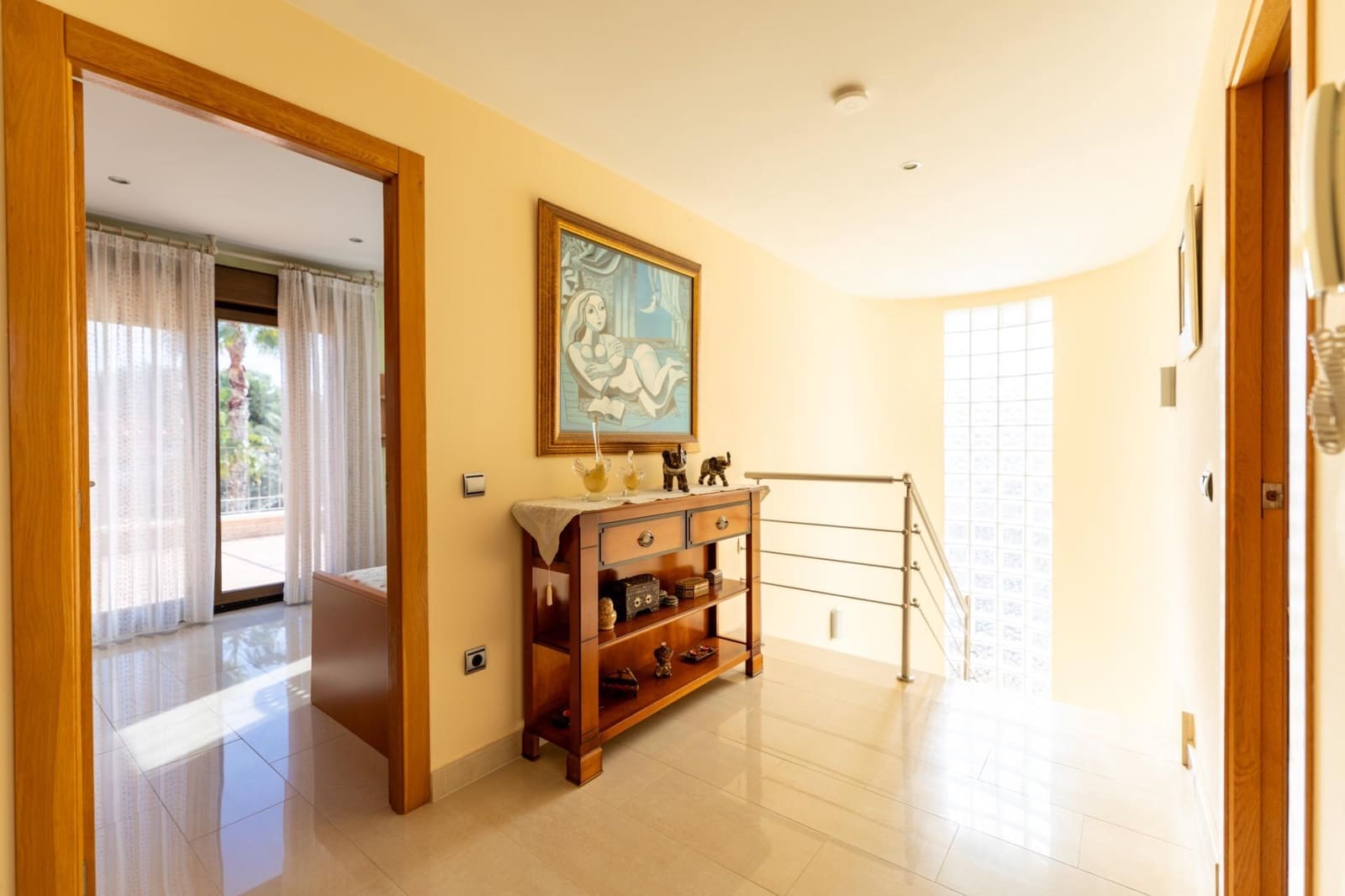 4 bedroom Villa for sale in Torrevieja with garage - € 1,100,000 (Ref: 9722428)