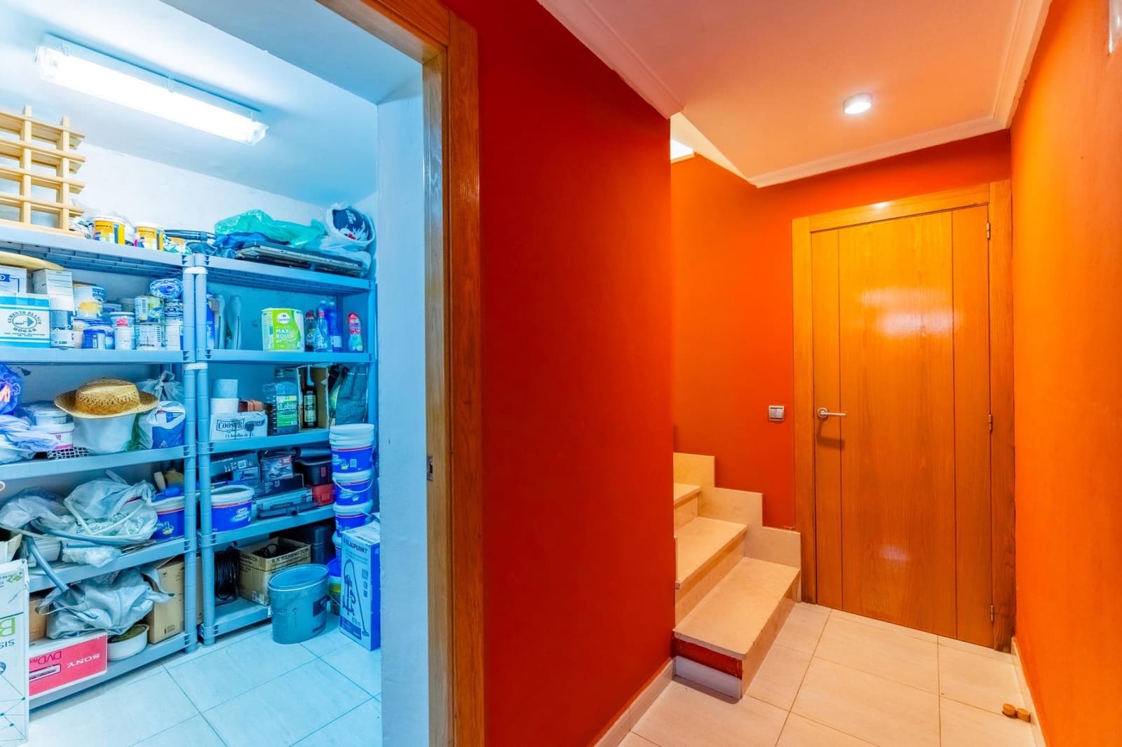 4 bedroom Villa for sale in Torrevieja with garage - € 1,100,000 (Ref: 9722428)