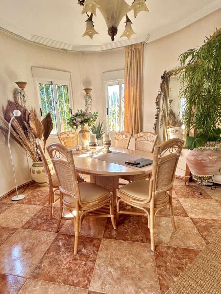 2 chambre Villa/Maison à vendre à Torrevieja avec piscine - 345 000 € (Ref: 9722430)