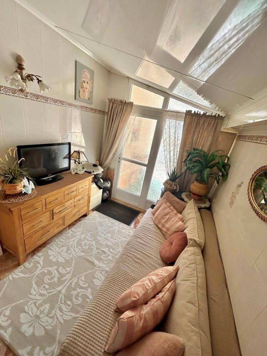 2 chambre Villa/Maison à vendre à Torrevieja avec piscine - 345 000 € (Ref: 9722430)