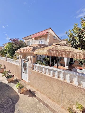 2 bedroom Villa for sale in Los Balcones - Los Altos, Torrevieja with pool - € 345,000 (Ref: 9722430)