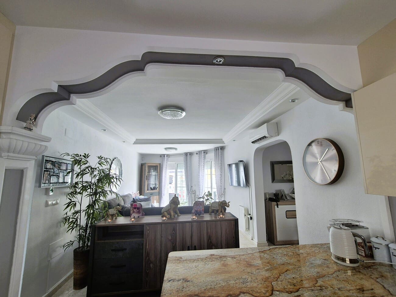 Chalet de 3 habitaciones en Villamartin en venta - 269.900 € (Ref: 9722436)