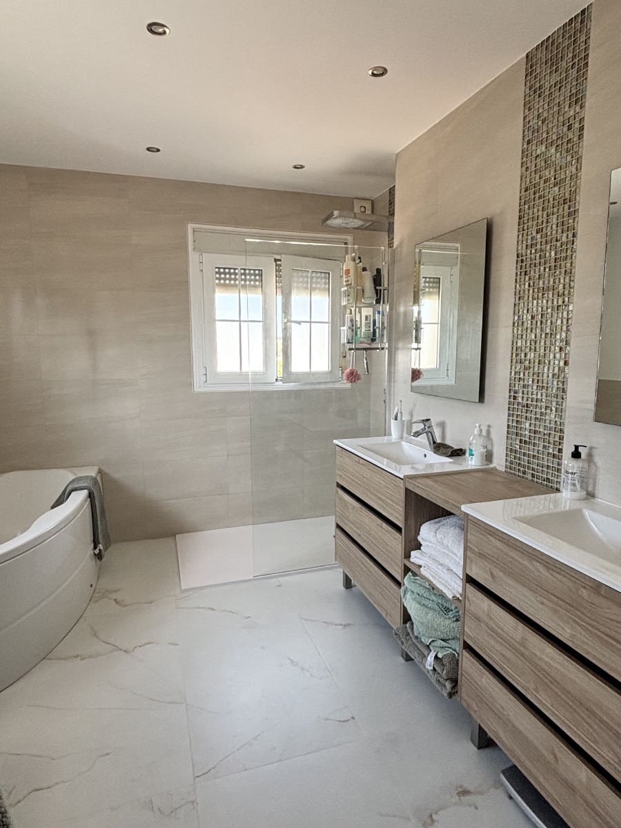 5 soverom Villa til salgs i Ciudad Quesada med svømmebasseng garasje - € 899 000 (Ref: 9722443)