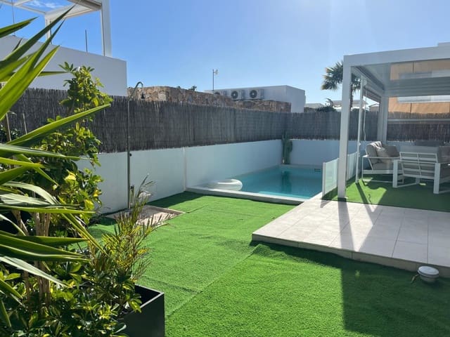 3 soverom Villa til salgs i Cabo Roig, Orihuela med svømmebasseng - € 360 000 (Ref: 9722452)