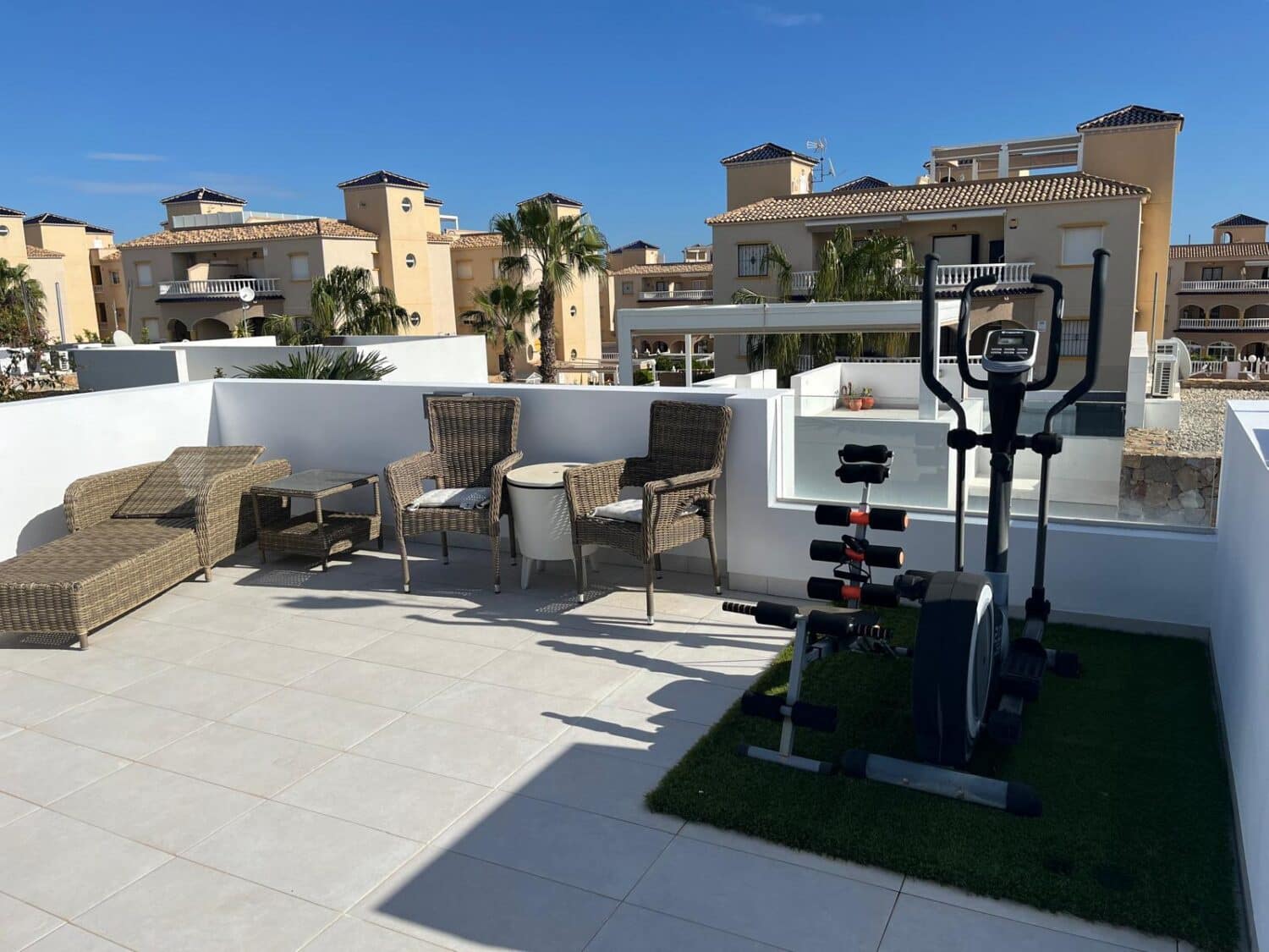 3 bedroom Villa for sale in Cabo Roig with pool - € 360,000 (Ref: 9722452)