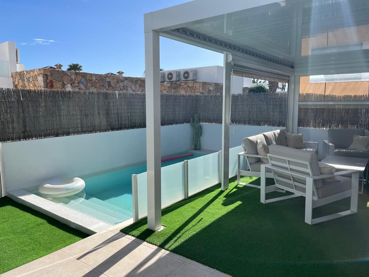 3 bedroom Villa for sale in Cabo Roig with pool - € 360,000 (Ref: 9722452)
