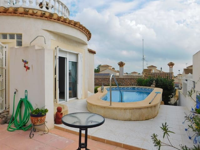 3 sypialnia Willa na sprzedaż w San Miguel de Salinas z basenem garażem - 270 000 € (Ref: 9722460)