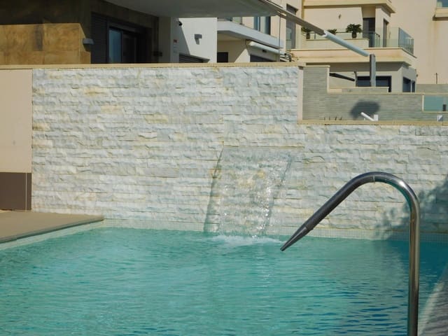 5 soveværelse Villa til salg i San Miguel de Salinas med swimmingpool - € 849.000 (Ref: 9722461)