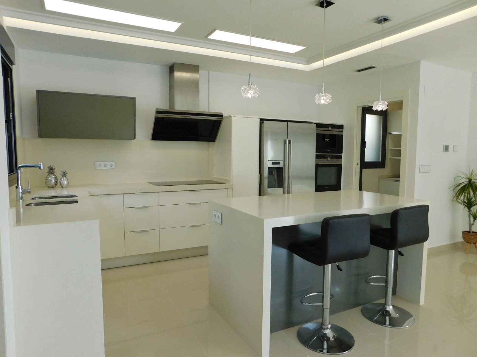 5 soveværelse Villa til salg i San Miguel de Salinas med swimmingpool - € 849.000 (Ref: 9722461)