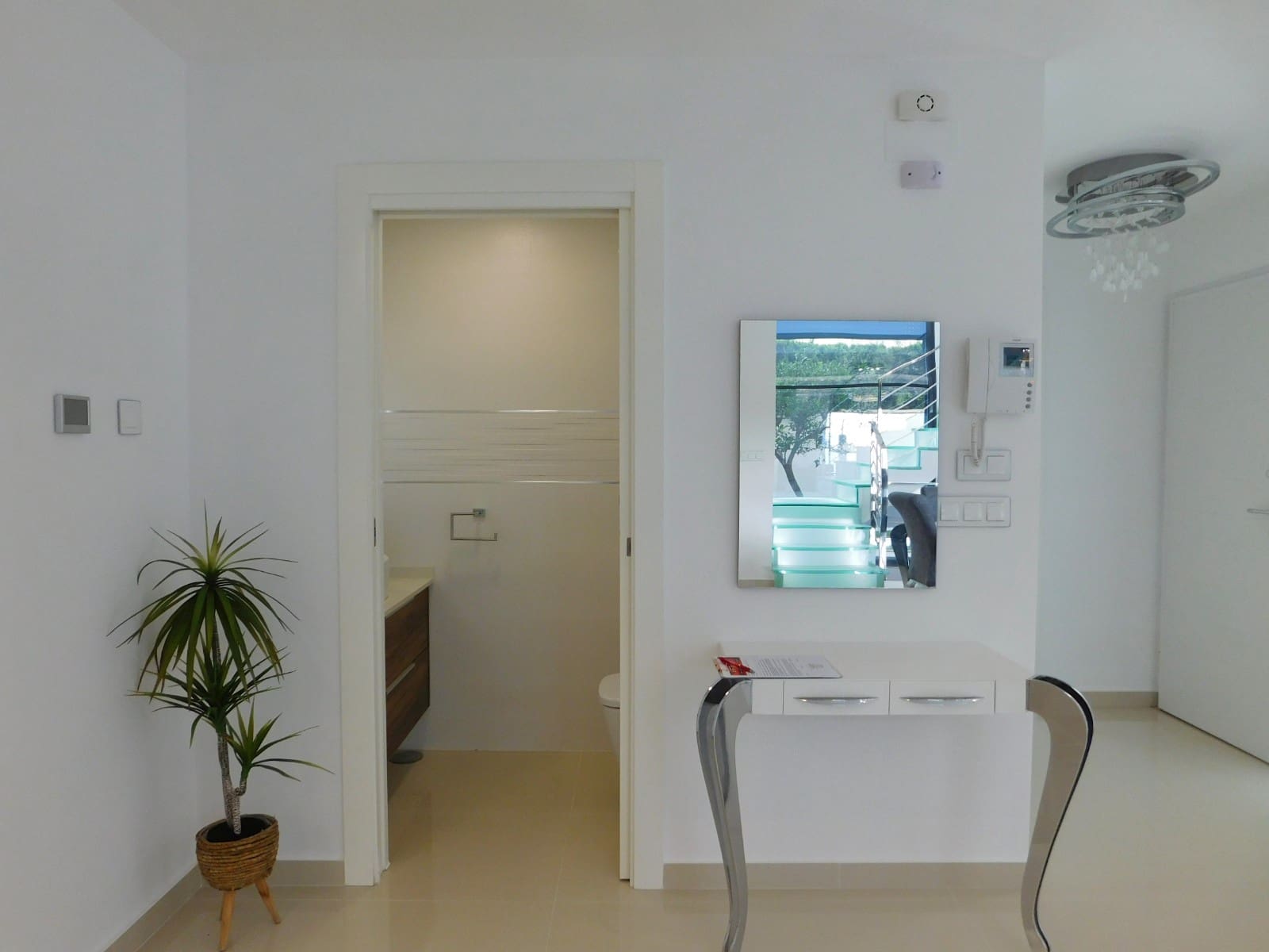 5 soveværelse Villa til salg i San Miguel de Salinas med swimmingpool - € 849.000 (Ref: 9722461)