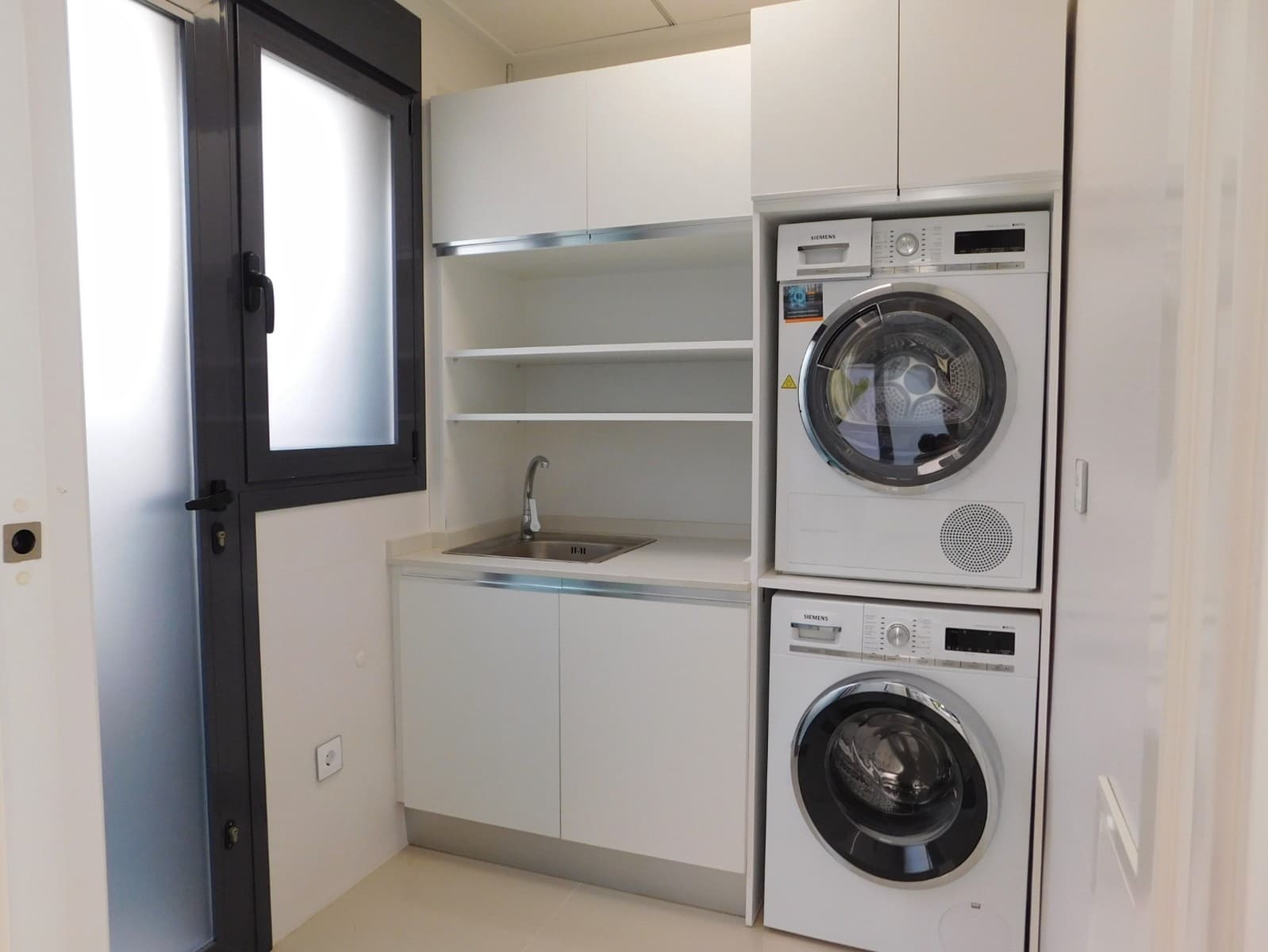 5 soveværelse Villa til salg i San Miguel de Salinas med swimmingpool - € 849.000 (Ref: 9722461)