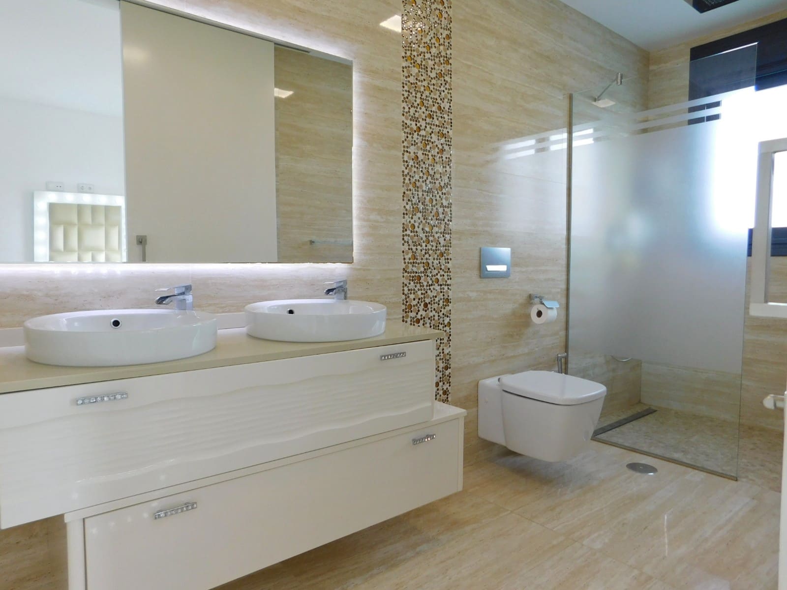 5 soveværelse Villa til salg i San Miguel de Salinas med swimmingpool - € 849.000 (Ref: 9722461)