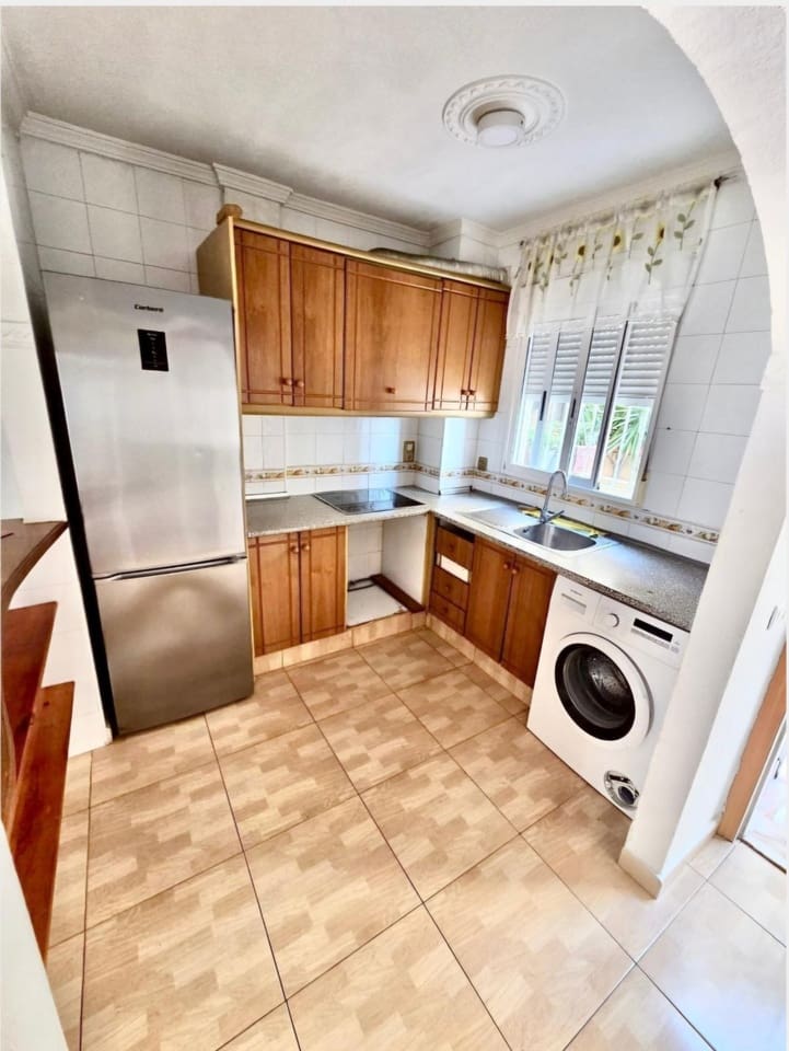 Casa de 3 habitaciones en Playa Flamenca en venta con piscina garaje - 248.000 € (Ref: 9722473)