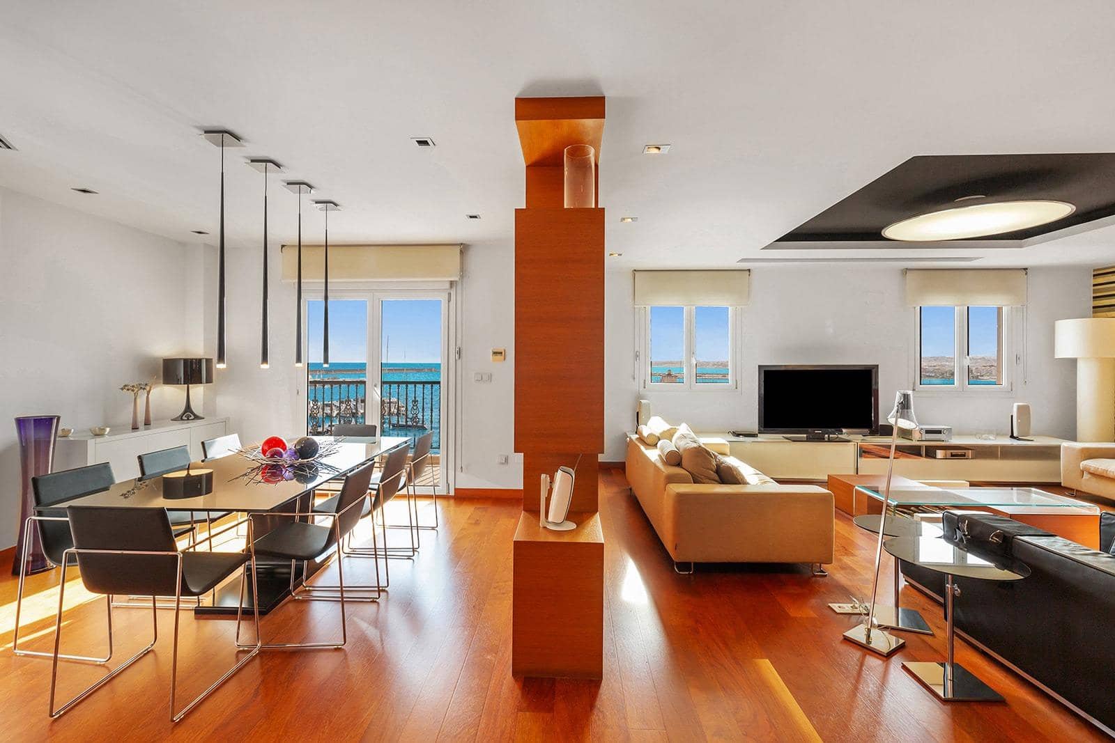 5 sypialnia Apartament na sprzedaż w Torrevieja z garażem - 1 250 000 € (Ref: 9722477)