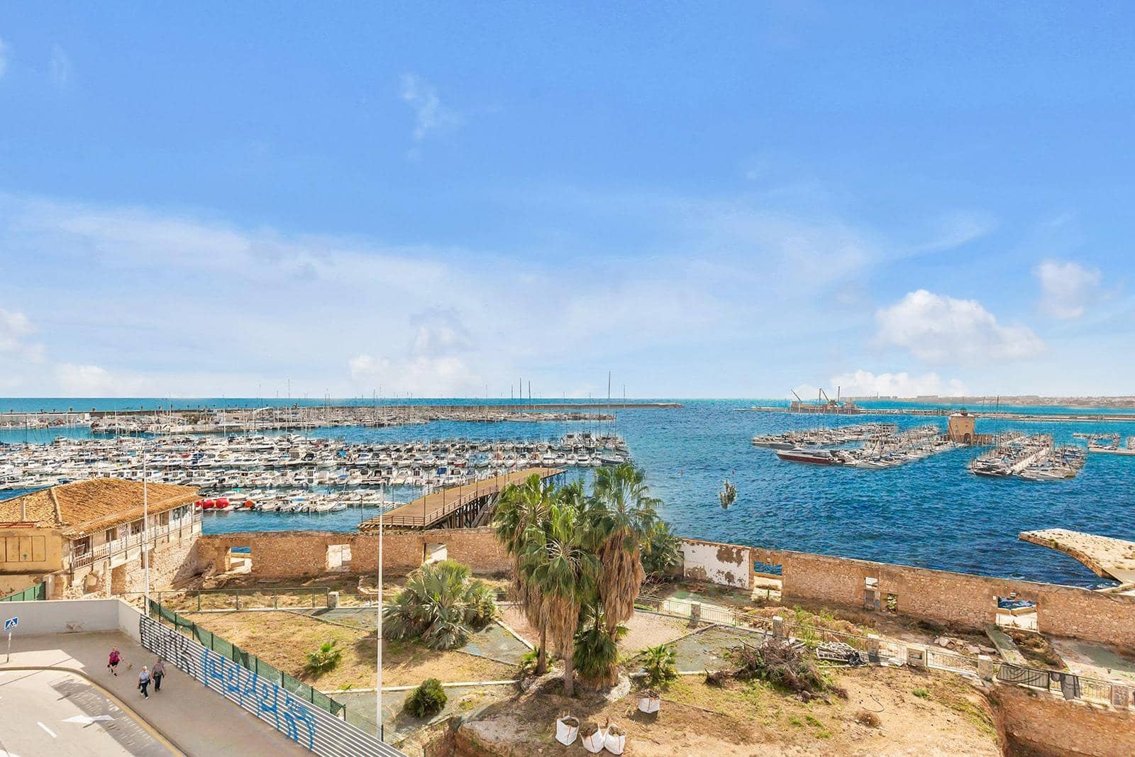 5 sypialnia Apartament na sprzedaż w Torrevieja z garażem - 1 250 000 € (Ref: 9722477)