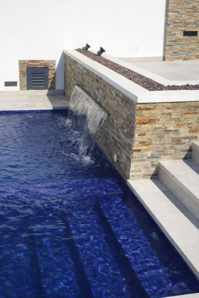 3 soverom Villa til salgs i Torrevieja med svømmebasseng garasje - € 499 000 (Ref: 9722492)