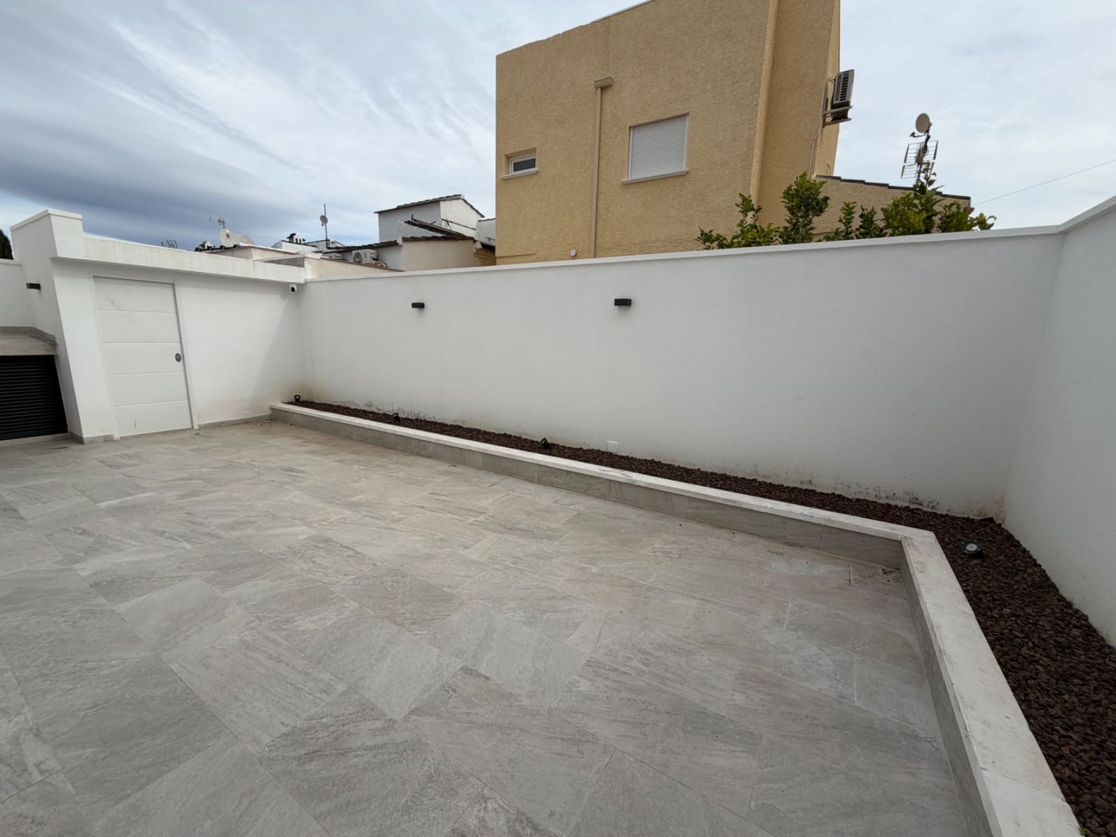 3 soverom Villa til salgs i Torrevieja med svømmebasseng garasje - € 499 000 (Ref: 9722492)